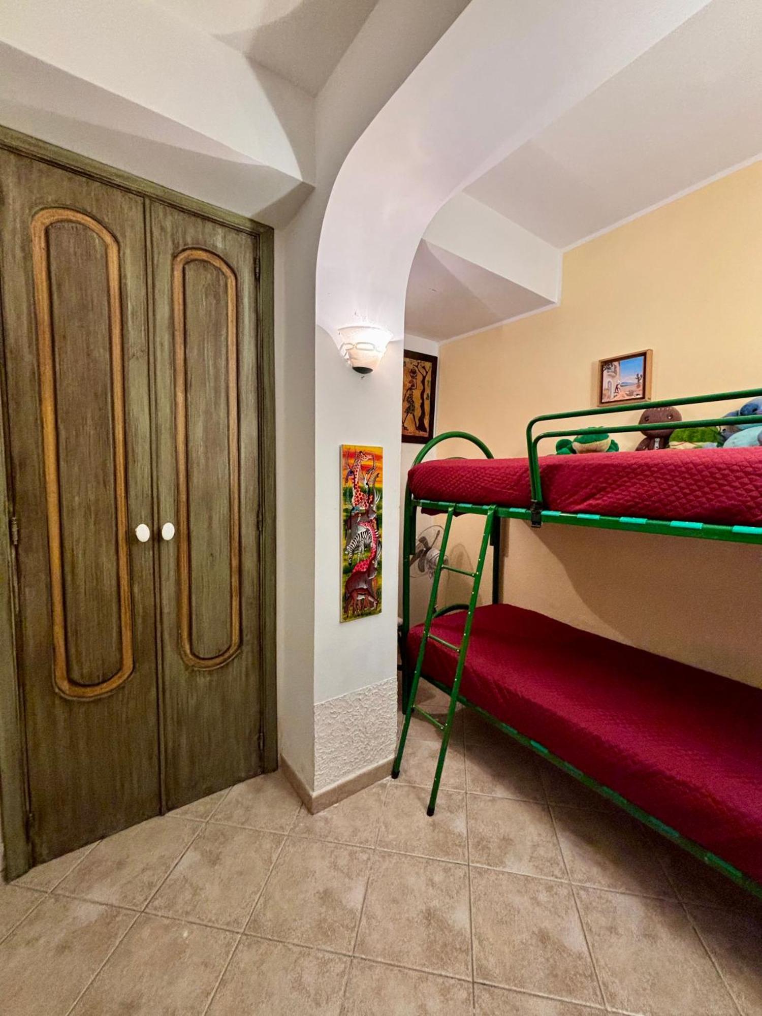 Mara'S House, 10 Minuti A Piedi Dal Centro, Parcheggio Privato Διαμέρισμα Ταορμίνα Εξωτερικό φωτογραφία